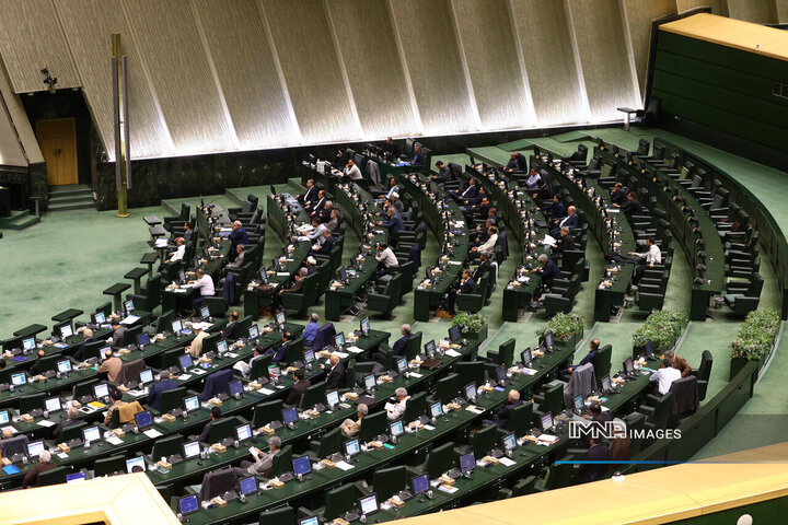 مجلس نرخ رجیستری گوشی همراه در بودجه ۱۴۰۵ را تعیین کرد