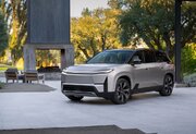 تویوتا نسخه 2027 Toyota Highlanderرا معرفی کرد