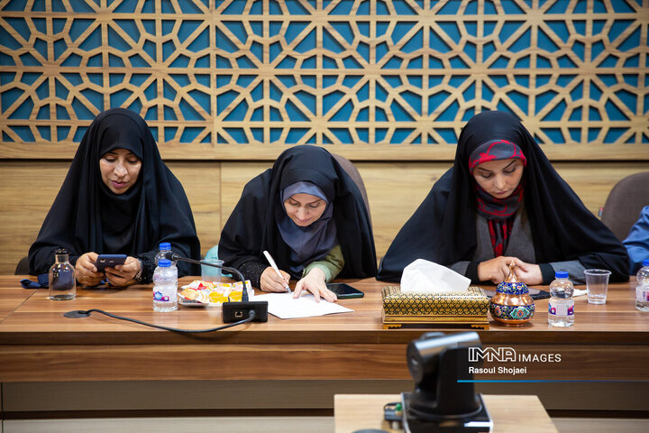 نشست خبری بیست‌و‌پنجمین دوره رقابت‌های جام «مولای عرشیان و بانوی قدسیان»