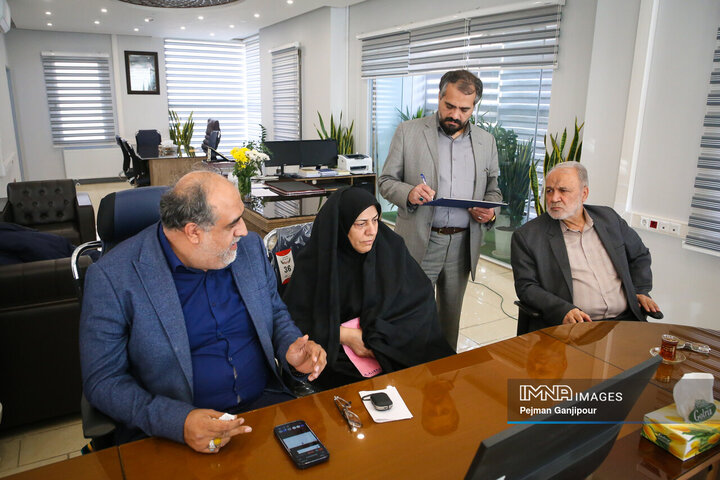 کمیته نظارتی شورای شهر اصفهان در منطقه 9 شهرداری