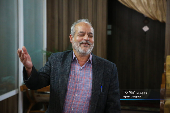 دیدار اعضای شورای شهر اصفهان با خانواده شهدای دفاع مقدس