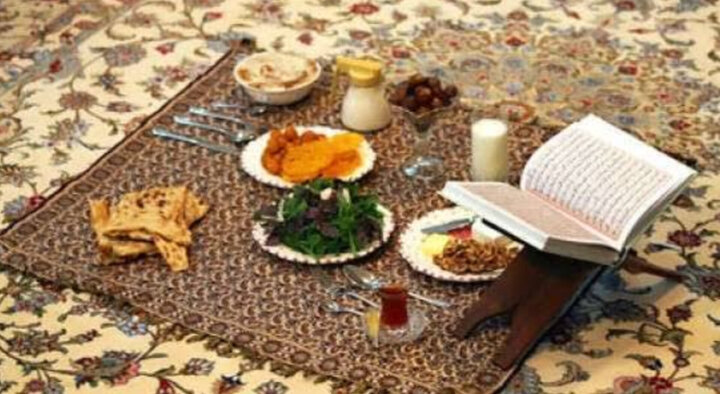 تغذیه در ماه رمضان؛ علت نفخ و سوءهاضمه بین افطار تا سحر چیست؟