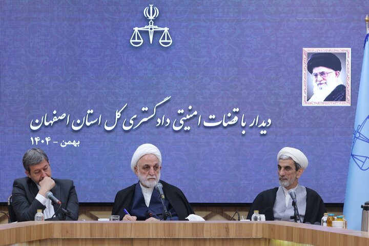 لزوم قاطعیت در برخورد با عناصر اصلی اغتشاشات/ برگزاری علنی دادگاه‌ها در چهارچوب قانون