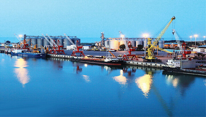 چرا مناطق آزاد به موتور تجارت خارجی ایران تبدیل نشدند؟