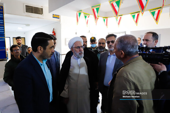 بازدید دادستان کل کشور از دادسرای عمومی و انقلاب شهید تولائی اصفهان