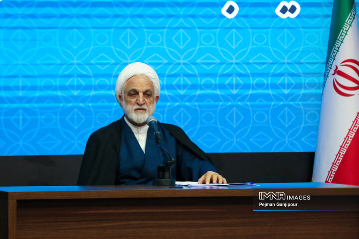 دیدار رئیس قوه قضائیه با گروه‌های مختلف مردم اصفهان