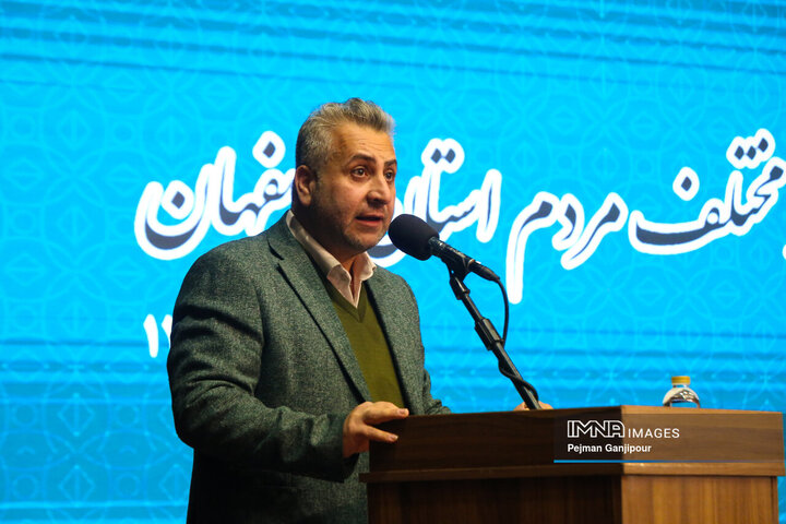 دیدار رئیس قوه قضائیه با گروه‌های مختلف مردم اصفهان