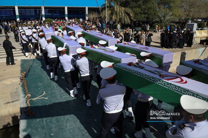 بعد از سال‌ها غربت، ۸۵ شهید بر دوش موج‌های اروند به خانه رسیدند