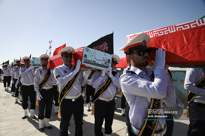 بعد از سال‌ها غربت، ۸۵ شهید بر دوش موج‌های اروند به خانه رسیدند