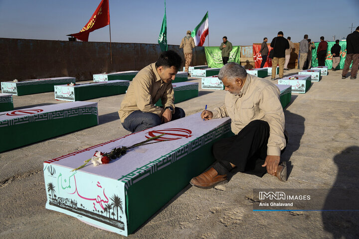 بعد از سال‌ها غربت، ۸۵ شهید بر دوش موج‌های اروند به خانه رسیدند