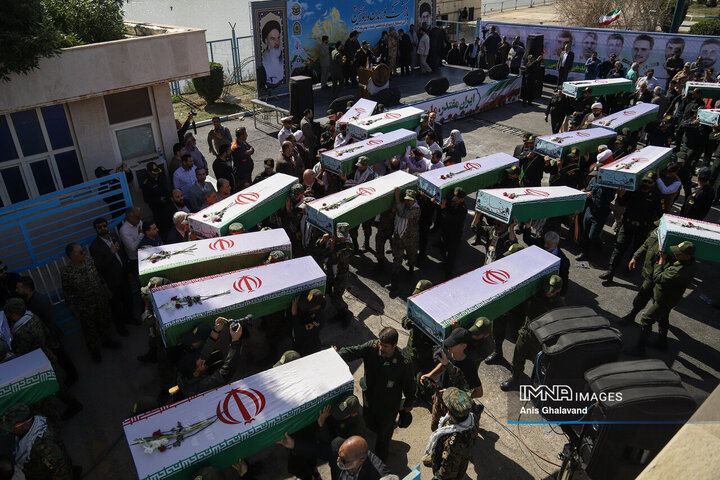 بعد از سال‌ها غربت، ۸۵ شهید بر دوش موج‌های اروند به خانه رسیدند