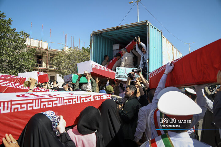 بعد از سال‌ها غربت، ۸۵ شهید بر دوش موج‌های اروند به خانه رسیدند