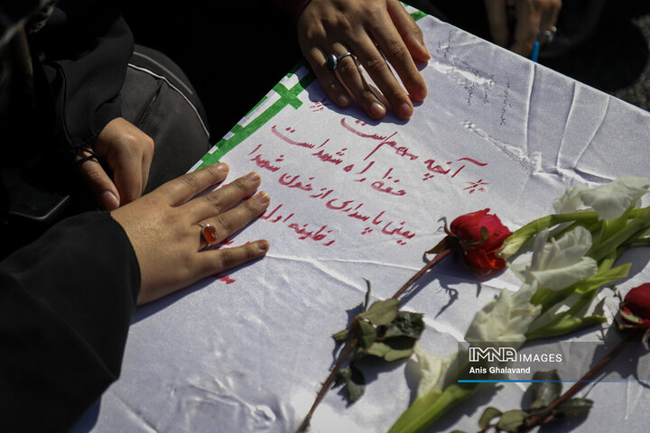 بعد از سال‌ها غربت، ۸۵ شهید بر دوش موج‌های اروند به خانه رسیدند