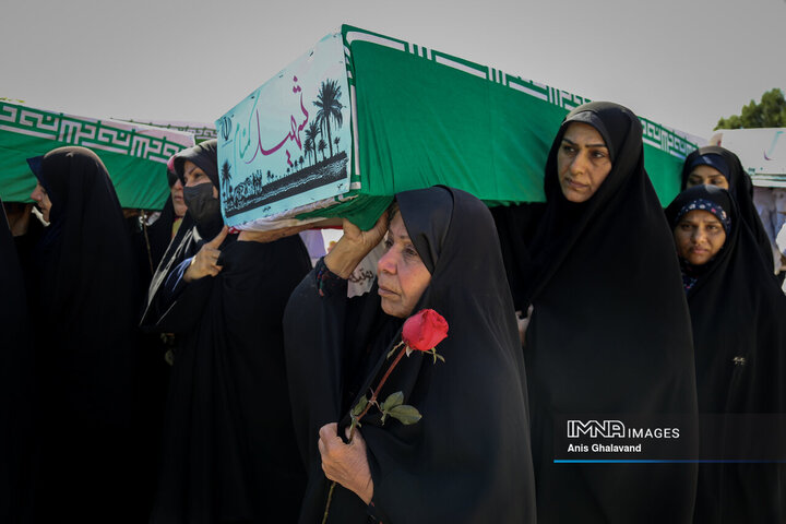 بعد از سال‌ها غربت، ۸۵ شهید بر دوش موج‌های اروند به خانه رسیدند