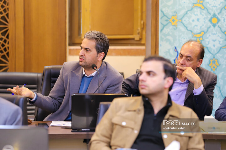 کارگروه بررسی مسائل فعالان اقتصادی، شرکت‌های دانش‌بنیان و شرکت‌های صنعتی استان اصفهان