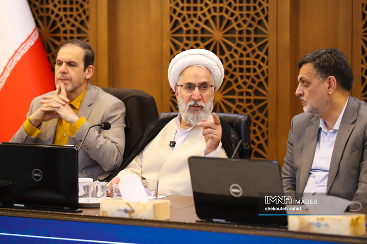 کارگروه بررسی مسائل فعالان اقتصادی، شرکت‌های دانش‌بنیان و شرکت‌های صنعتی استان اصفهان