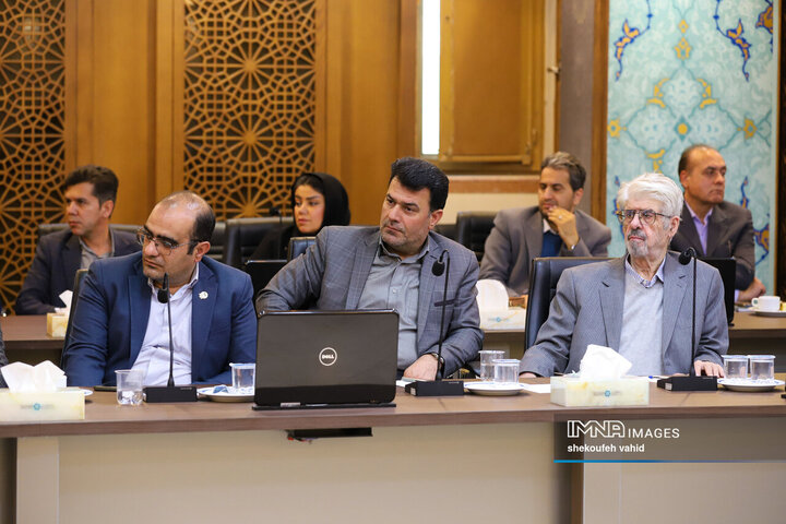 کارگروه بررسی مسائل فعالان اقتصادی، شرکت‌های دانش‌بنیان و شرکت‌های صنعتی استان اصفهان