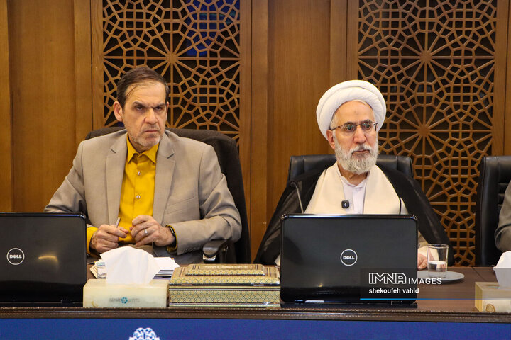 کارگروه بررسی مسائل فعالان اقتصادی، شرکت‌های دانش‌بنیان و شرکت‌های صنعتی استان اصفهان