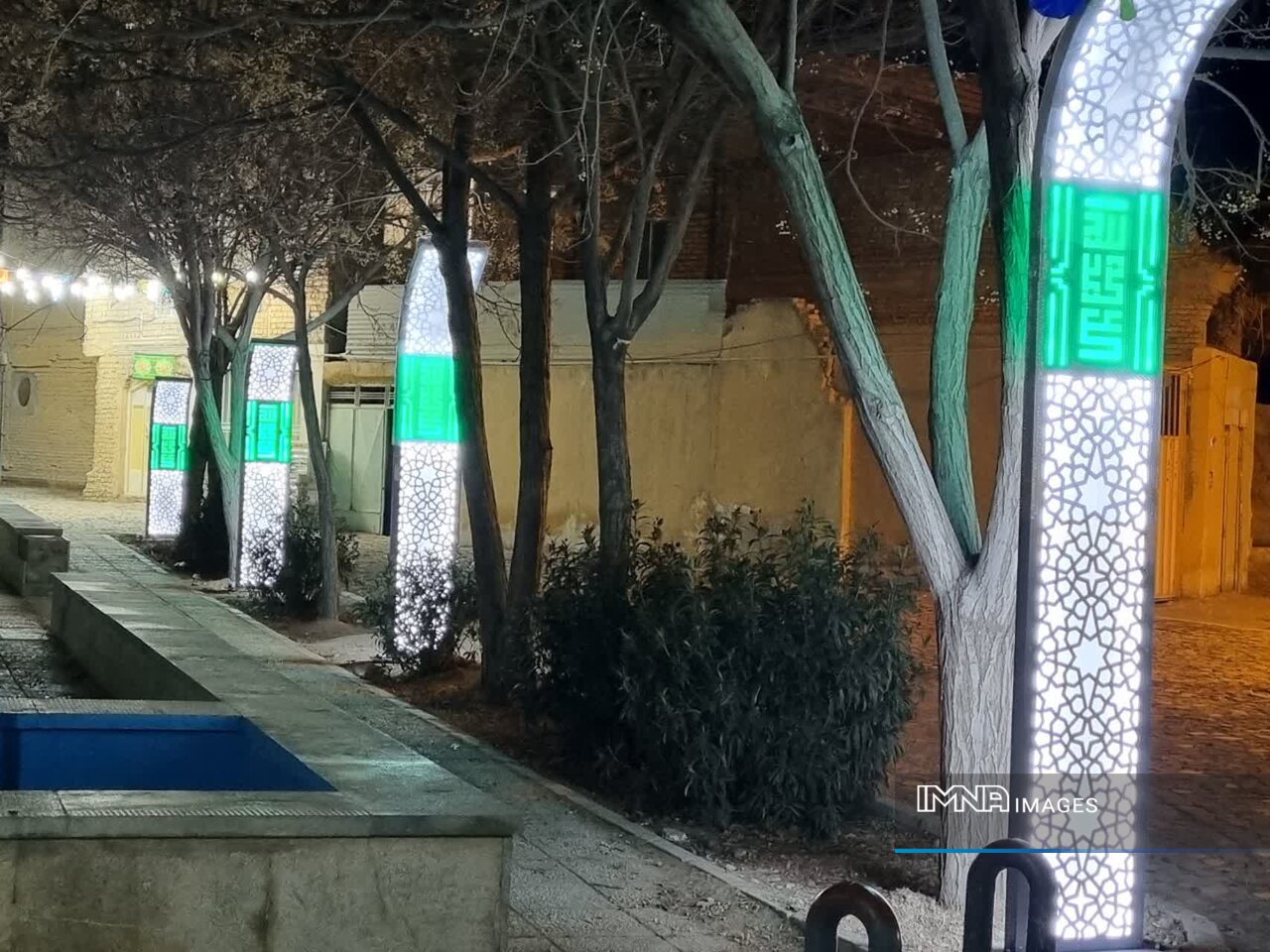 المان نوری مسجد جامع عاشق‌آباد با هدف تقویت هویت فرهنگی محله اجرا شد