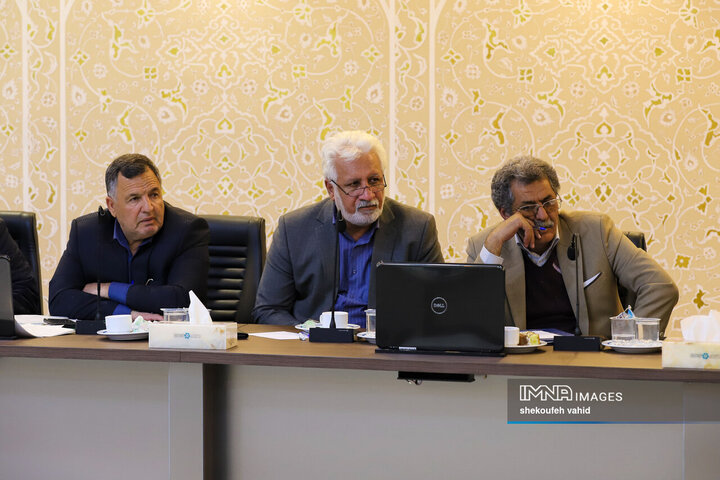 کارگروه بررسی مسائل و مشکلات حوزه آب و کشاورزی استان اصفهان