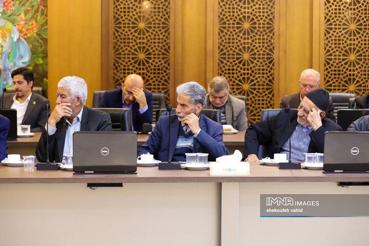 کارگروه بررسی مسائل و مشکلات حوزه آب و کشاورزی استان اصفهان