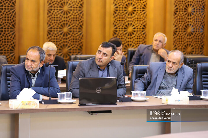 کارگروه بررسی مسائل و مشکلات حوزه آب و کشاورزی استان اصفهان