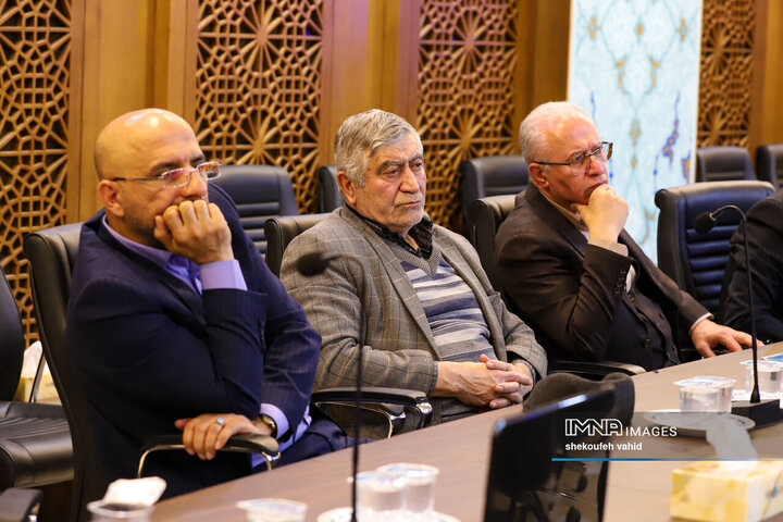 کارگروه بررسی مسائل و مشکلات حوزه آب و کشاورزی استان اصفهان