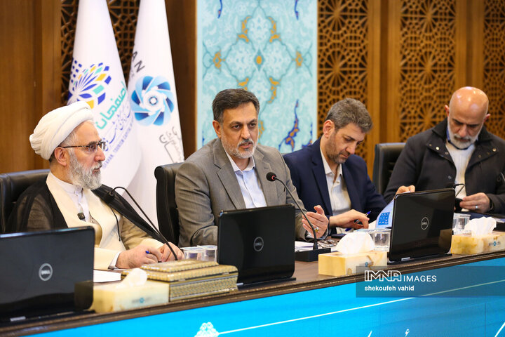 کارگروه بررسی مسائل و مشکلات حوزه آب و کشاورزی استان اصفهان