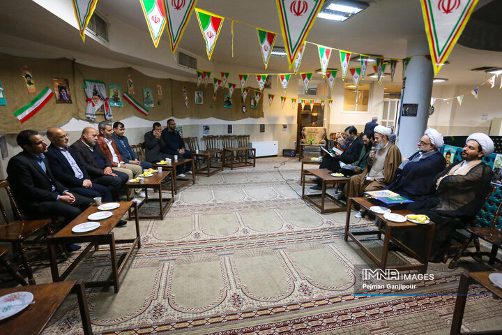 جلسه قرارگاه مسجد محوری منطقه 4 شهرداری اصفهان