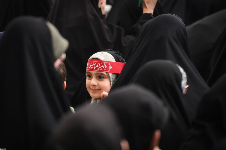 دیدار پرشور هزاران نفر از مردم تبریز و آذربایجان شرقی با رهبر انقلاب