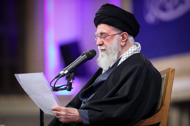 دیدار پرشور هزاران نفر از مردم تبریز و آذربایجان شرقی با رهبر انقلاب