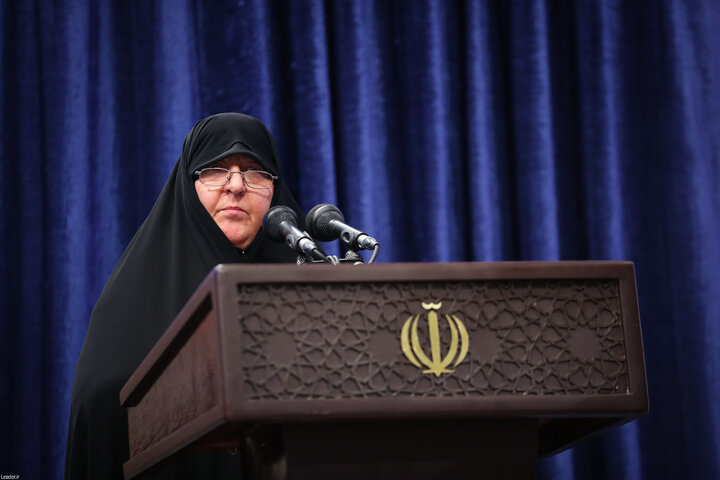 دیدار پرشور هزاران نفر از مردم تبریز و آذربایجان شرقی با رهبر انقلاب