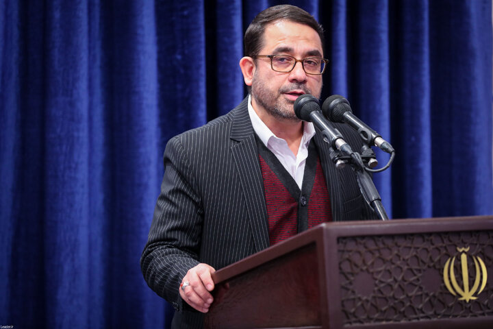 دیدار پرشور هزاران نفر از مردم تبریز و آذربایجان شرقی با رهبر انقلاب