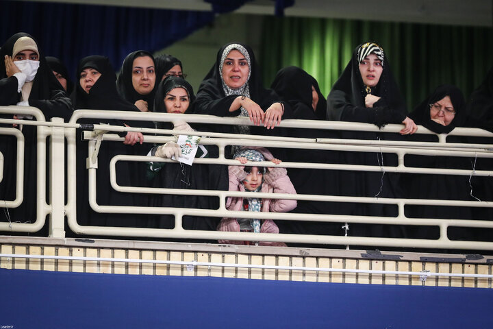 دیدار پرشور هزاران نفر از مردم تبریز و آذربایجان شرقی با رهبر انقلاب