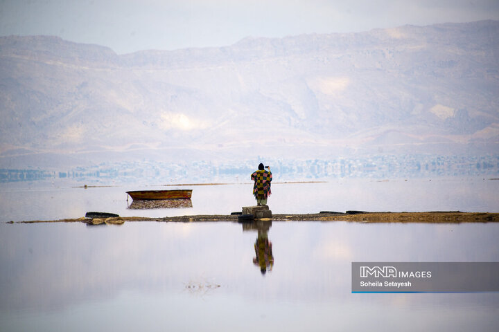 دریاچه مهارلو؛ آینه‌ای صورتی از آرامش در دل طبیعت فارس