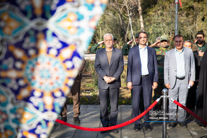 آئین بهره‌برداری از پروژه‌های شهری در منطقه یک اصفهان