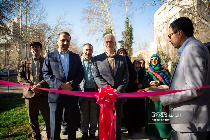 آئین بهره‌برداری از پروژه‌های شهری در منطقه یک اصفهان
