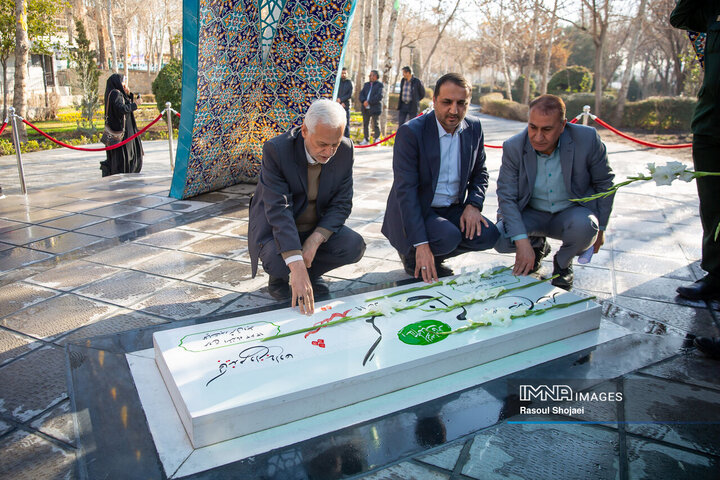 آئین بهره‌برداری از پروژه‌های شهری در منطقه یک اصفهان