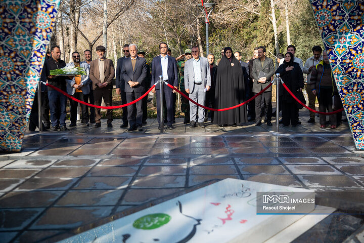 آئین بهره‌برداری از پروژه‌های شهری در منطقه یک اصفهان