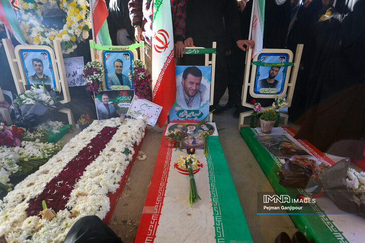 بزرگداشت چهلم شهدای وطن و مدافع امنیت در اصفهان