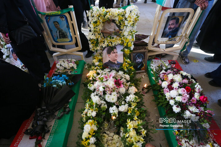 بزرگداشت چهلم شهدای وطن و مدافع امنیت در اصفهان