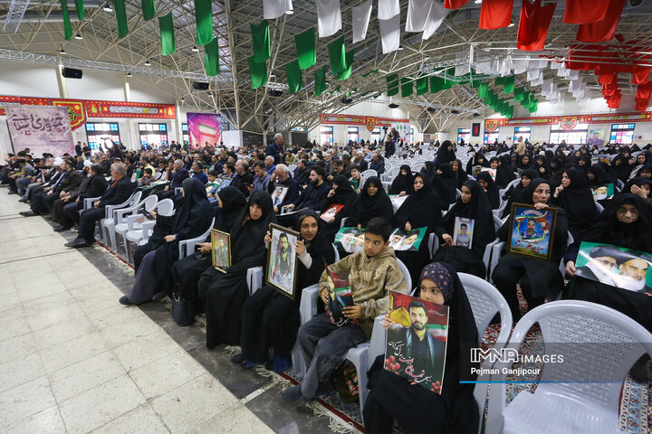 بزرگداشت چهلم شهدای وطن و مدافع امنیت در اصفهان