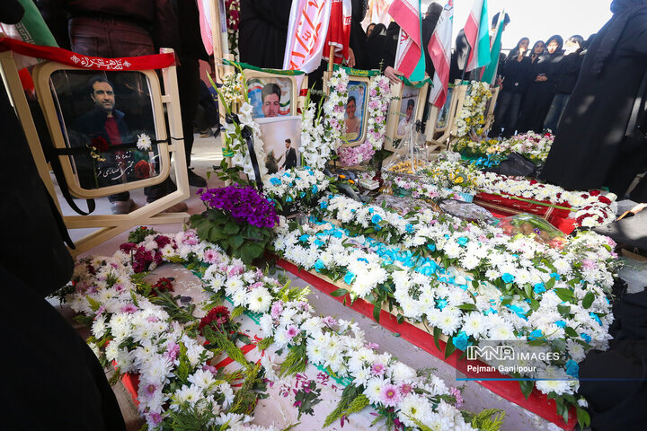 بزرگداشت چهلم شهدای وطن و مدافع امنیت در اصفهان