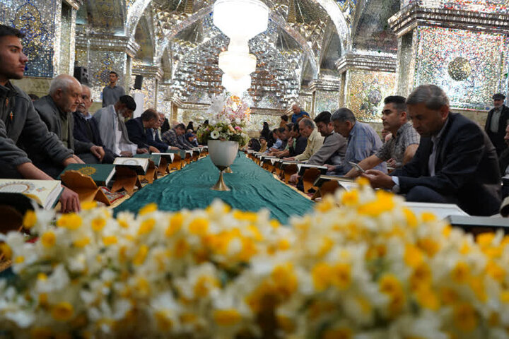 طنین آیات الهی در نخستین روز ماه رمضان در حرم مطهر شاهچراغ(ع)