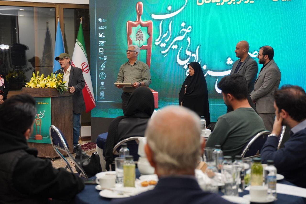 برگزیدگان جشنواره «خیر ایران» معرفی شدند/ از معرفی شاعران جوان تا دعای برای رضا امیرخانی