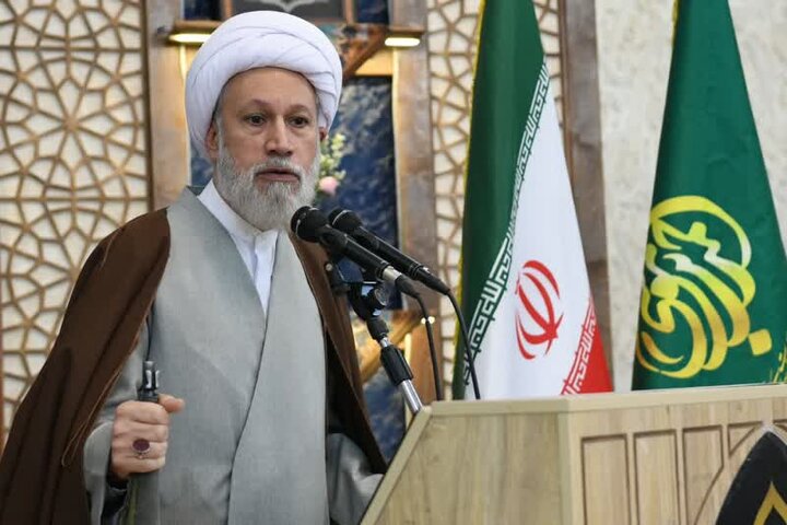 ملت ایران در برابر تهدیدها عقب‌نشینی نمی‌کند/مساجد محور رسیدگی هدفمند به نیازمندان شود