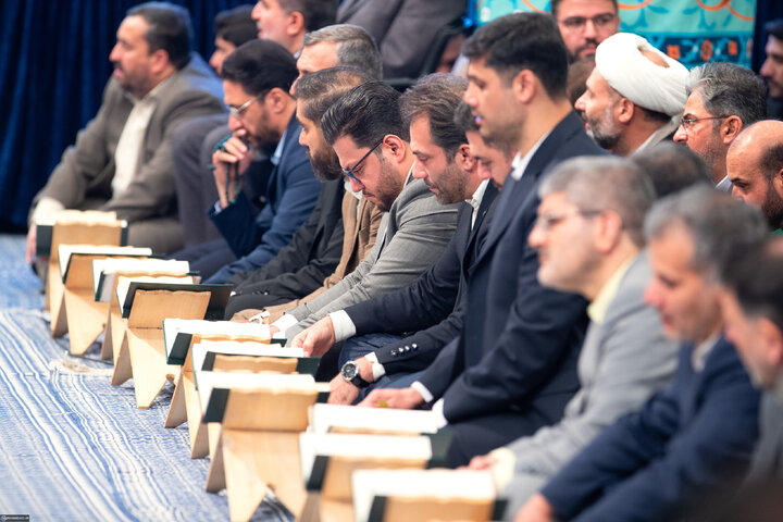 محفل انس با قرآن کریم با حضور رهبر انقلاب