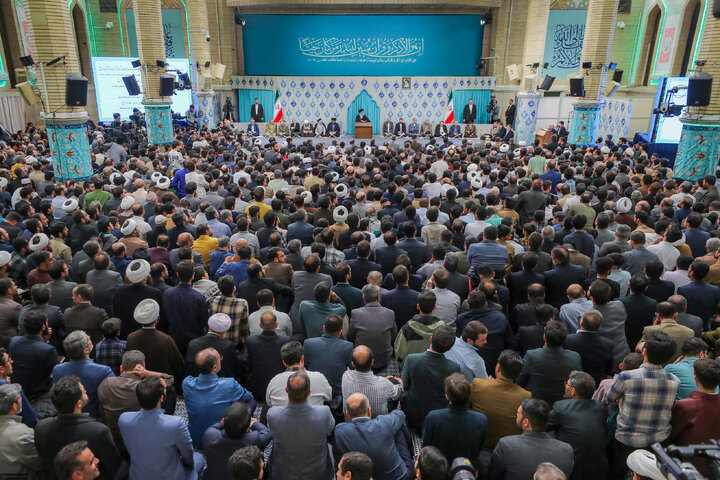 محفل انس با قرآن کریم با حضور رهبر انقلاب