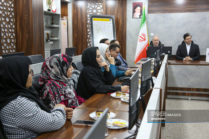 آیین تقدیر از رانندگان فعال «سفیر مهر»