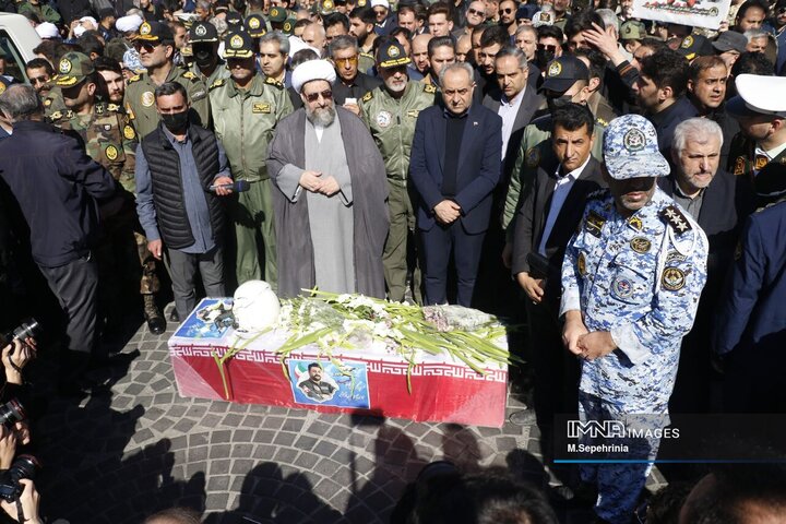 تشییع پیکر شهید سرتیپ دوم خلبان «مهدی فیروزمند» در تبریز